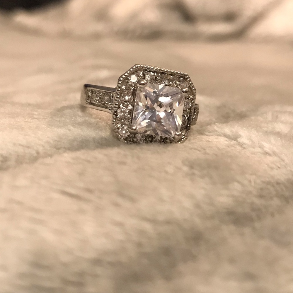 Size 8 -  Wedding Band